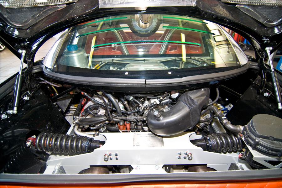  Spyker C8 Double 12 2009 года  (фото 3 из 8)